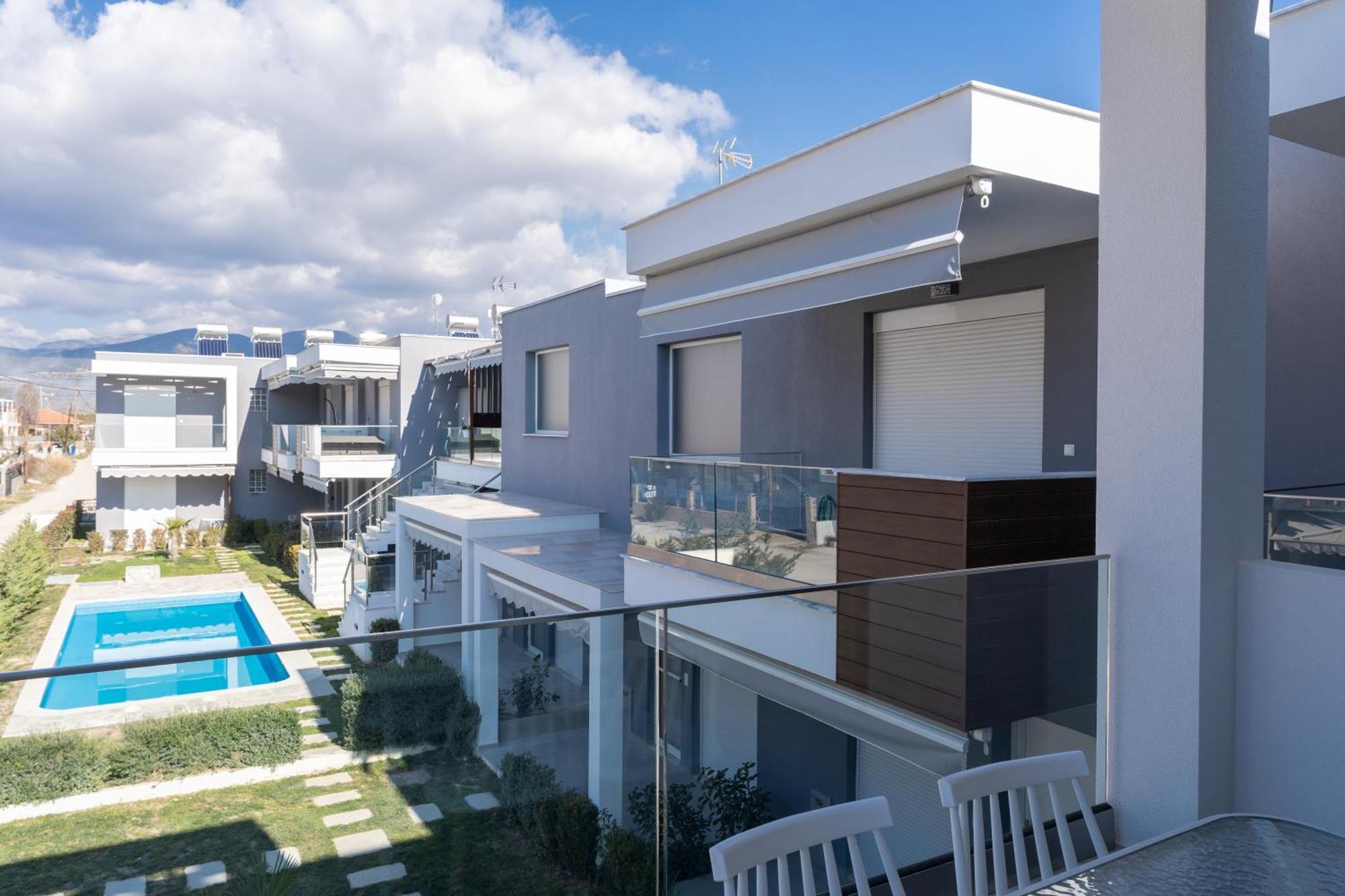 Apartment Perla Residential Complex Ofrinion
